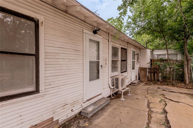 1312 16th Street, Huntsville, TX 77340