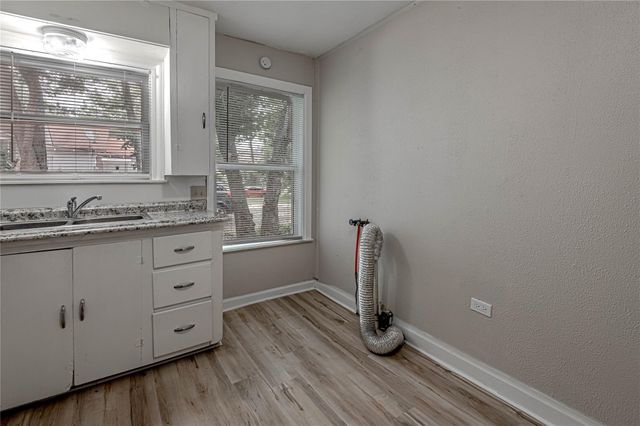 1312 16th Street, Huntsville, TX 77340