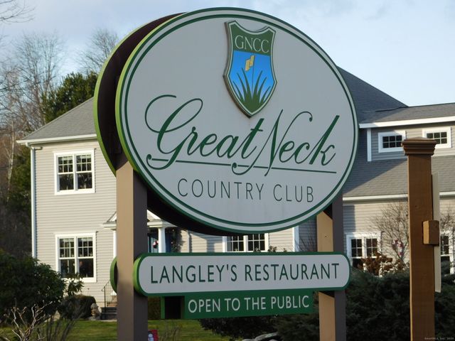 6 Anita Avenue, Waterford, CT 06385