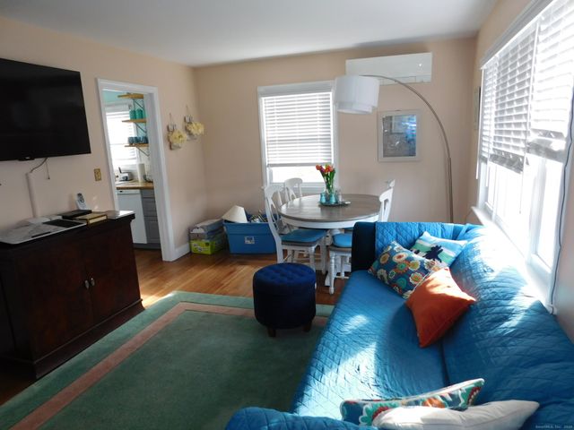 6 Anita Avenue, Waterford, CT 06385