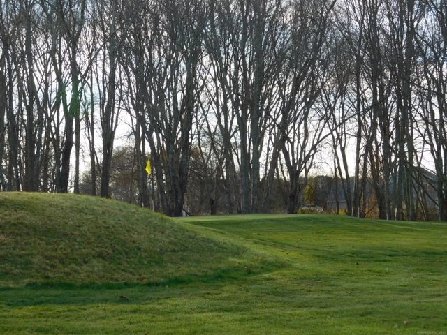 6 Anita Avenue, Waterford, CT 06385