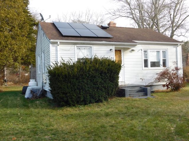 6 Anita Avenue, Waterford, CT 06385