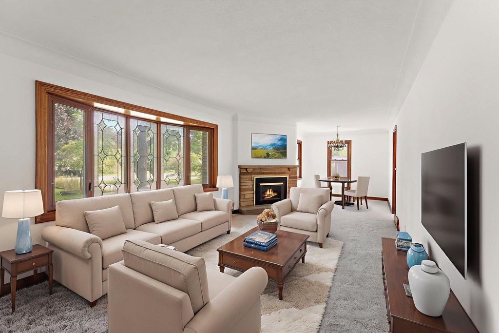 6379 Hodgson Road, Lino Lakes, MN 55014
