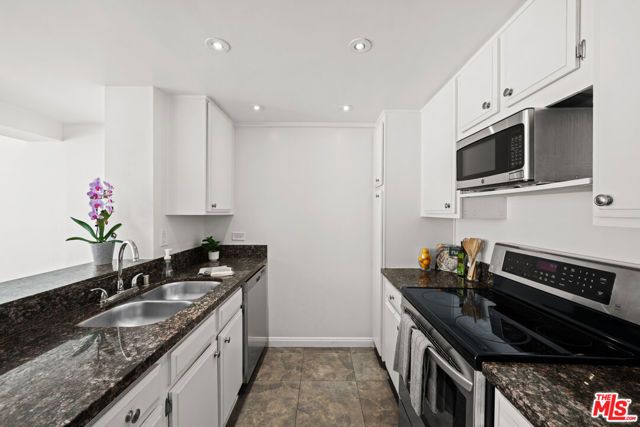10535 Wilshire Boulevard 1412, Los Angeles, CA 90024