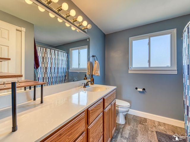 22244 Candace Drive, Rockwood, MI 48173