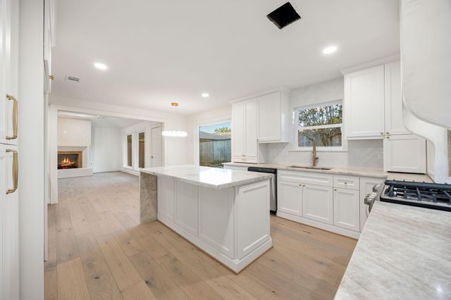 3102 Rockmoor Court, Sugar Land, TX 77478