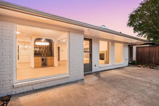 3102 Rockmoor Court, Sugar Land, TX 77478