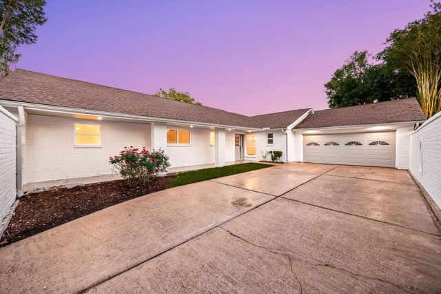 3102 Rockmoor Court, Sugar Land, TX 77478