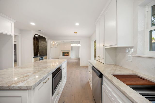 3102 Rockmoor Court, Sugar Land, TX 77478