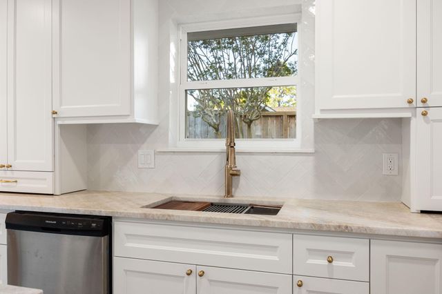 3102 Rockmoor Court, Sugar Land, TX 77478