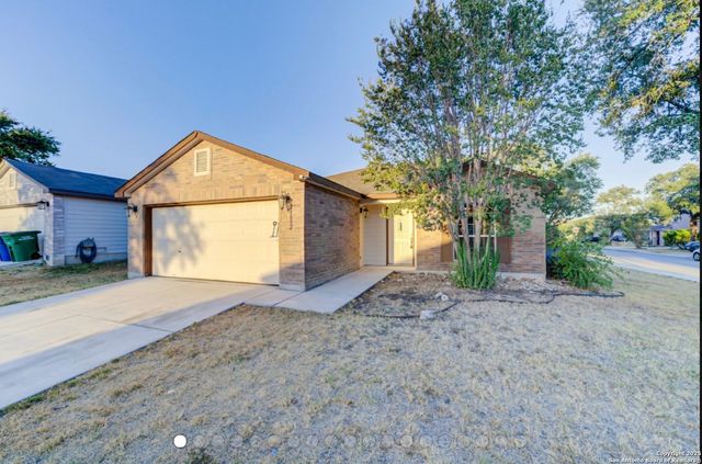 20802 Phlox Mdw, San Antonio, TX 78259