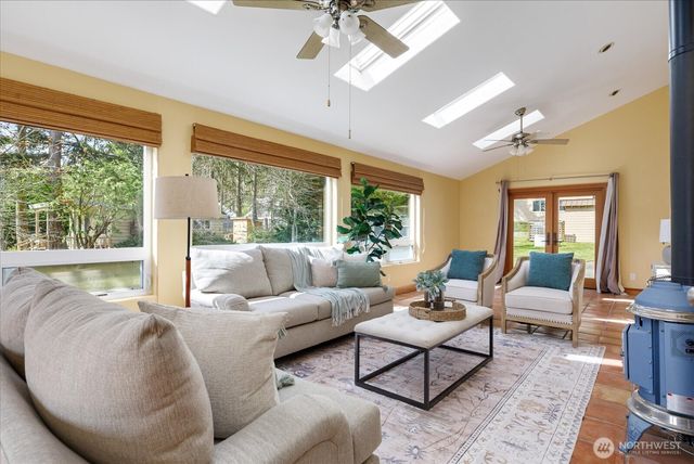 453 Race Road, Coupeville, WA 98239