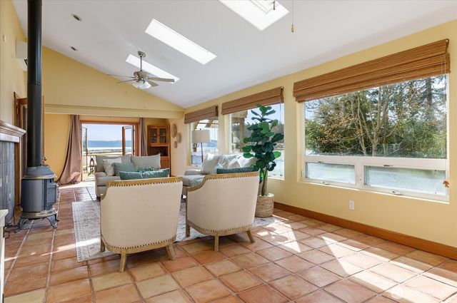 453 Race Road, Coupeville, WA 98239