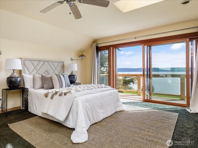 453 Race Road, Coupeville, WA 98239