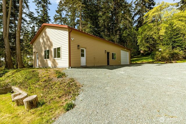 453 Race Road, Coupeville, WA 98239