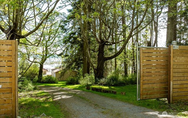 453 Race Road, Coupeville, WA 98239