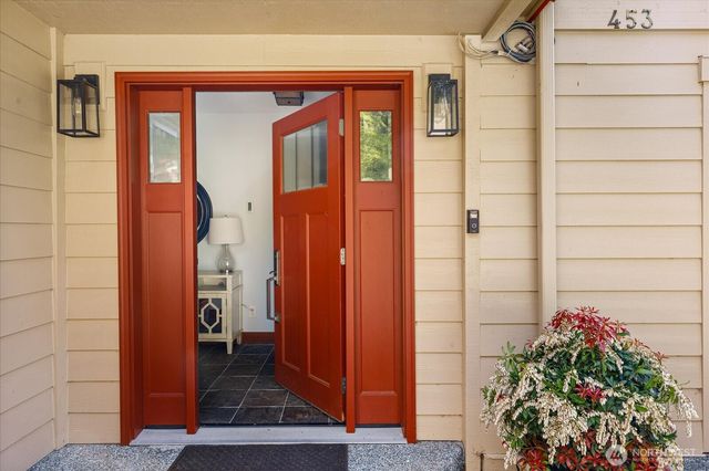 453 Race Road, Coupeville, WA 98239