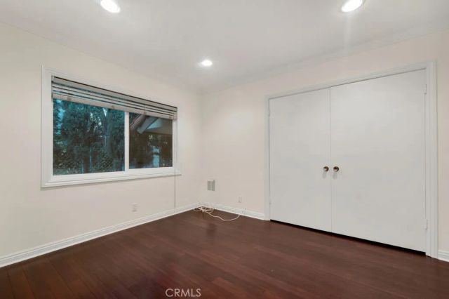 4446 Hayvenhurst Avenue, Encino, CA 91436