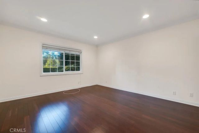 4446 Hayvenhurst Avenue, Encino, CA 91436