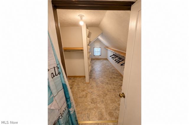 173 Brush Road, Richmond Heights, OH 44143