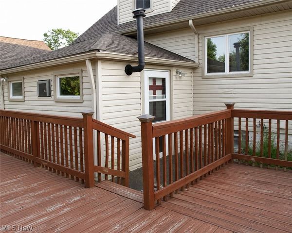 173 Brush Road, Richmond Heights, OH 44143
