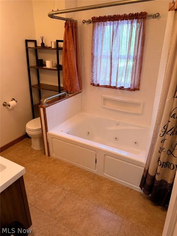 173 Brush Road, Richmond Heights, OH 44143