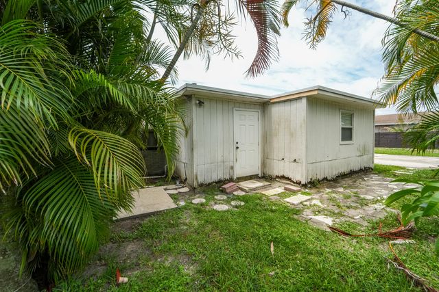 1007 Charles Street, West Palm Beach, FL 33401