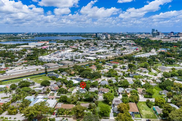 1007 Charles Street, West Palm Beach, FL 33401
