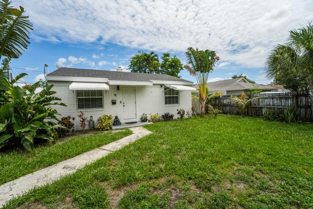 1007 Charles Street, West Palm Beach, FL 33401