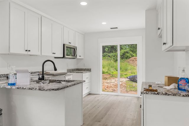 139 Carolina Avenue, Spartanburg, SC 29306