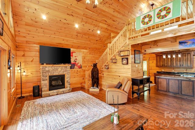 34 Waterfall Drive, Marion, NC 28752