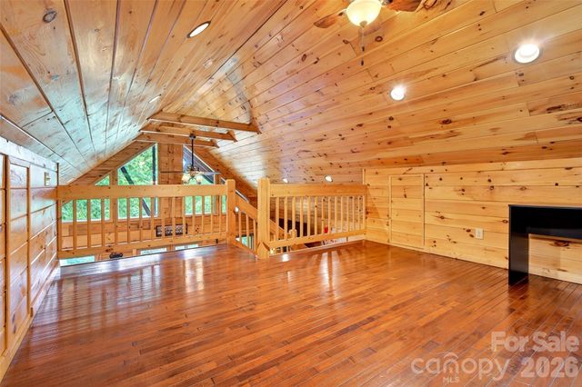 34 Waterfall Drive, Marion, NC 28752