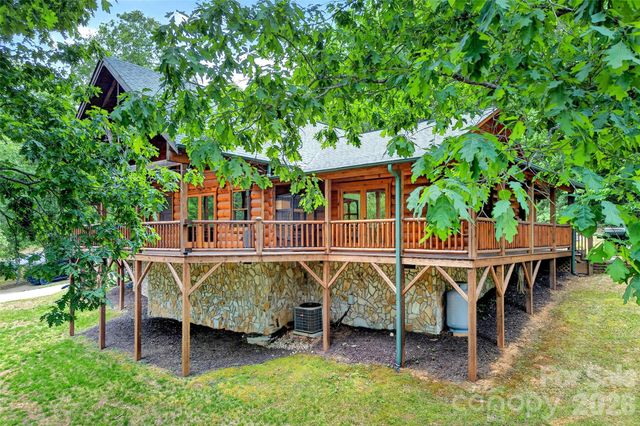 34 Waterfall Drive, Marion, NC 28752