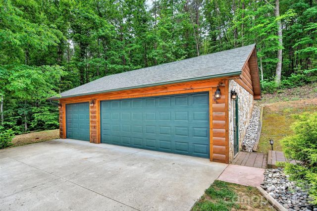 34 Waterfall Drive, Marion, NC 28752