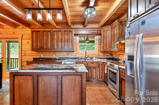 34 Waterfall Drive, Marion, NC 28752