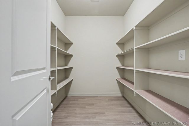 30555 E 65th Street S, Broken Arrow, OK 74014