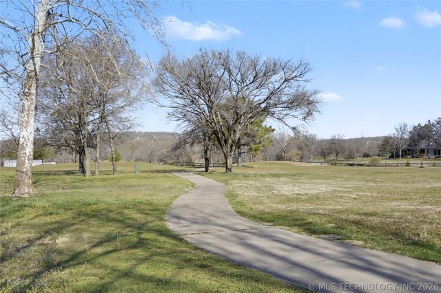 30555 E 65th Street S, Broken Arrow, OK 74014