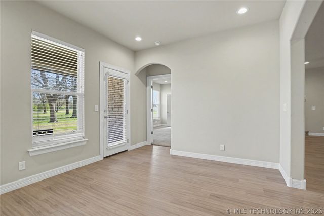 30555 E 65th Street S, Broken Arrow, OK 74014