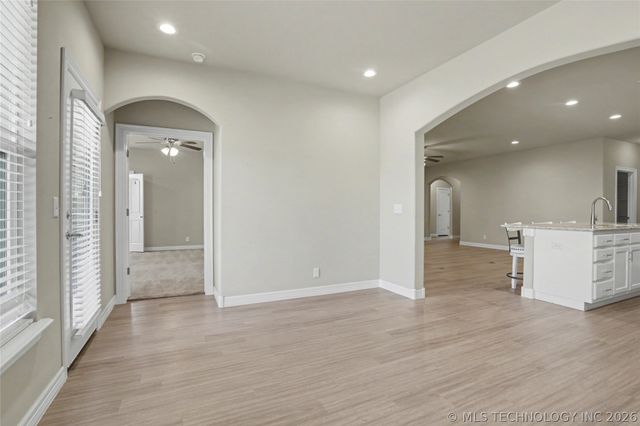 30555 E 65th Street S, Broken Arrow, OK 74014