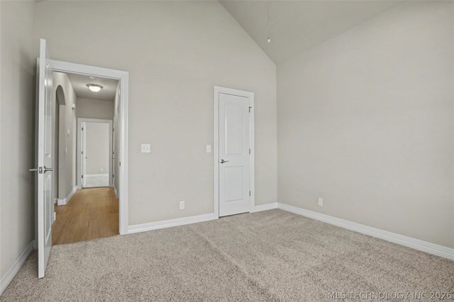 30555 E 65th Street S, Broken Arrow, OK 74014