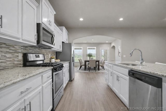 30555 E 65th Street S, Broken Arrow, OK 74014