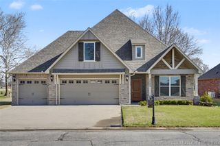 30555 E 65th Street S, Broken Arrow, OK 74014