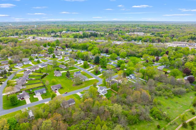 2790 Casper Street, Kalamazoo Twp, MI 49048