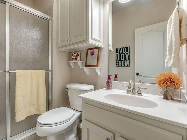 11104 Shoreside Drive, Oklahoma City, OK 73170