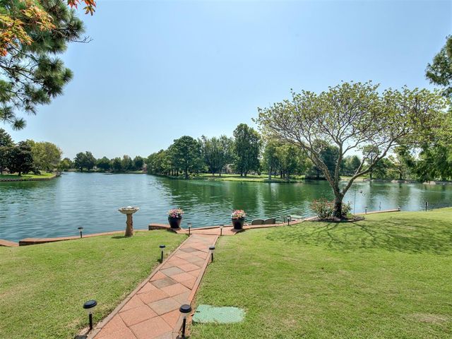 11104 Shoreside Drive, Oklahoma City, OK 73170