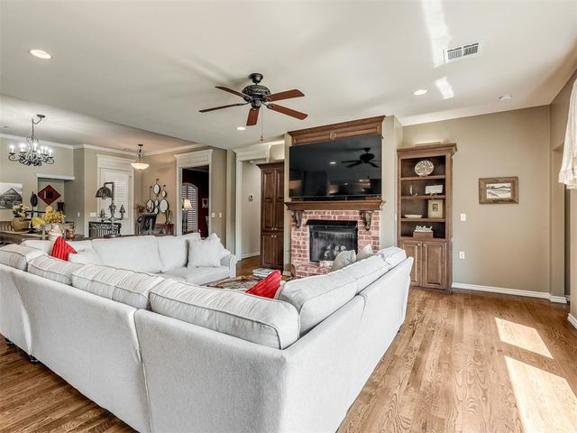 11104 Shoreside Drive, Oklahoma City, OK 73170