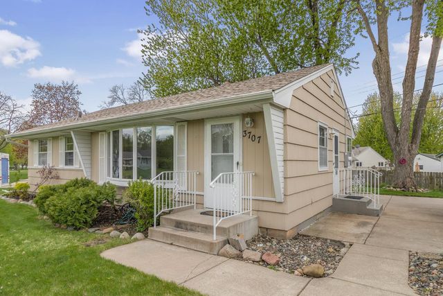 3707 Howard Avenue, White Bear Lake, MN 55110