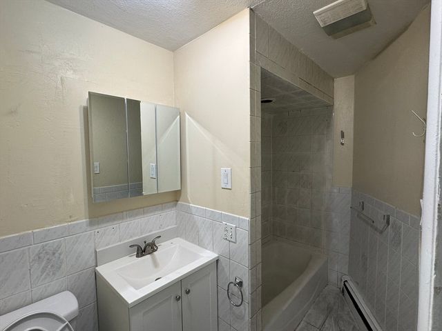 44 School -, Everett, MA 02149