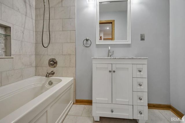 4585 E Robinson Road, Bloomington, IN 47408
