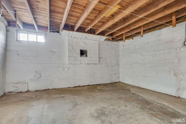4585 E Robinson Road, Bloomington, IN 47408